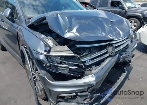 2019 Volkswagen Tiguan Sel Premium/Sel Premium R-Line from USA, damaged, VIN 3VV4B7AX6KM079045
